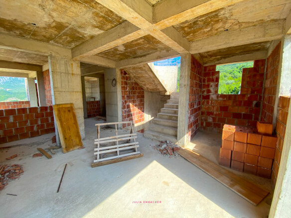 Sutomore – Arhitektonska vila u gradnji