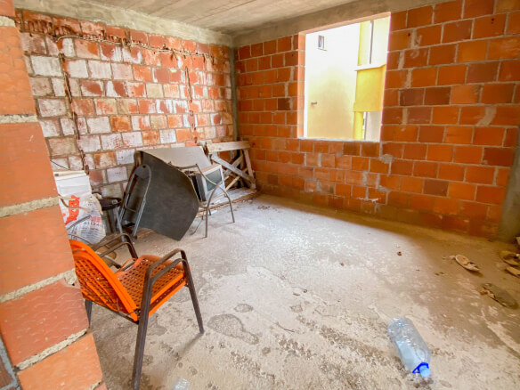 House with 7 apartments in Dobra Voda