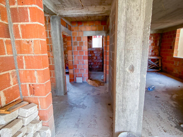 House with 7 apartments in Dobra Voda