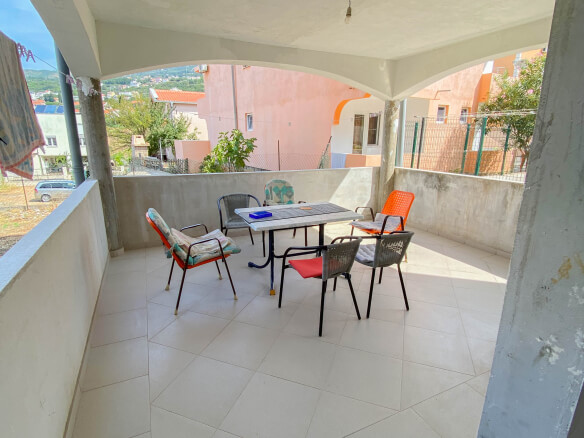 House with 7 apartments in Dobra Voda