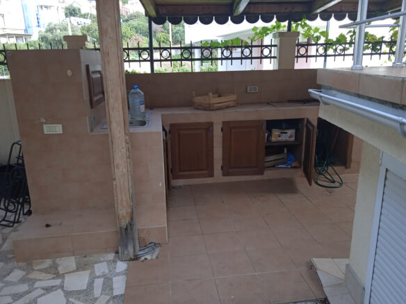 House for sale in Utjeha – UHK5