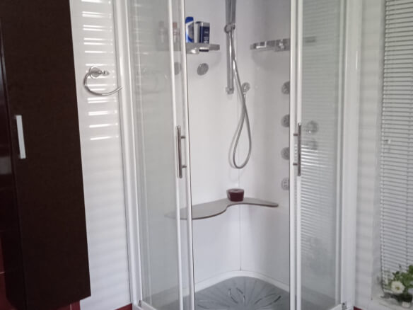 House for sale in Utjeha – UHK5