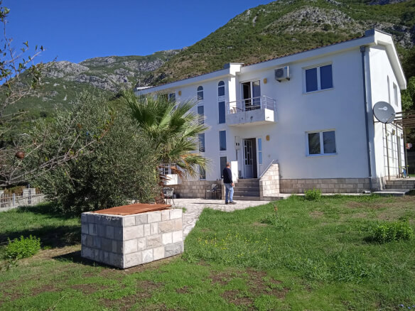 House for sale in Sutomore – SHK4