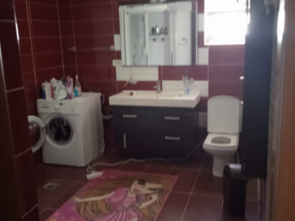 House for sale in Utjeha – UHK5