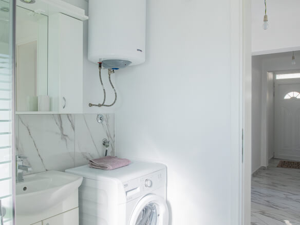 Дом для продажи в Добра Вода – DVHK9