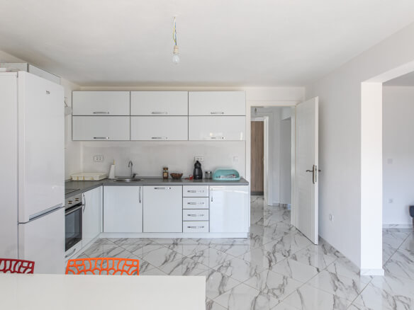 Дом для продажи в Добра Вода – DVHK9