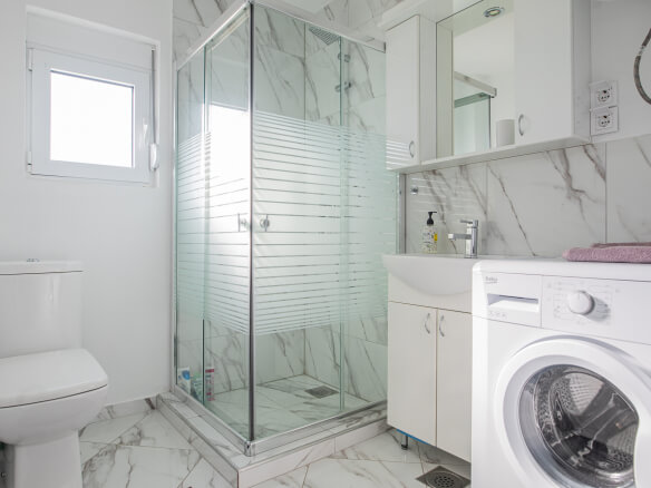 Дом для продажи в Добра Вода – DVHK9