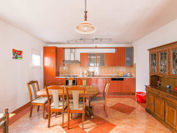 Haus zum Kauf in Bar – BHK12