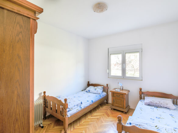 Haus zum Kauf in Bar – BHK12