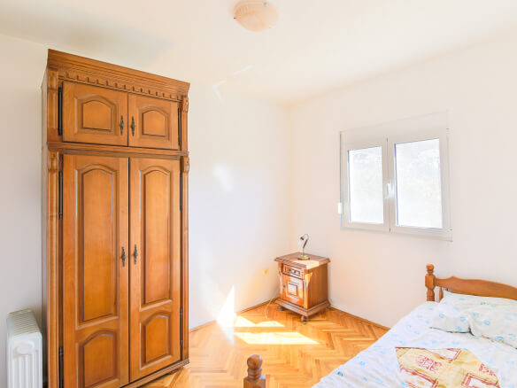 Haus zum Kauf in Bar – BHK12