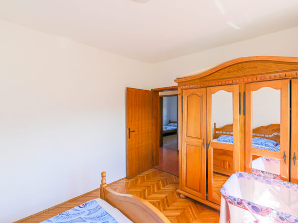 Haus zum Kauf in Bar – BHK12