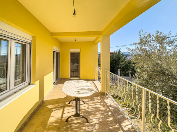 Haus zum Kauf in Dobra Voda – DVHK2
