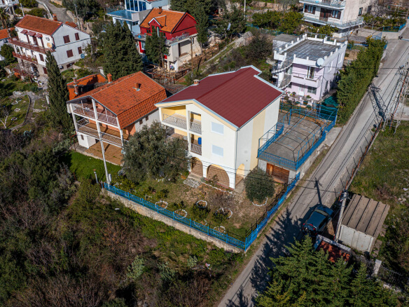 Haus zum Kauf in Dobra Voda – DVHK2