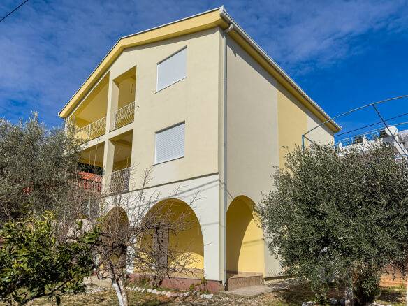 Haus zum Kauf in Dobra Voda – DVHK2