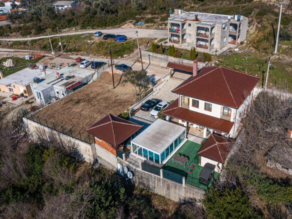 Дом для продажи в Баре – BHK41