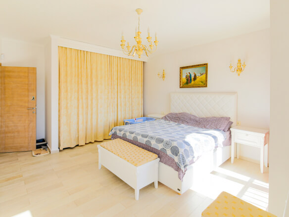 Дом для продажи в Баре – BHK41