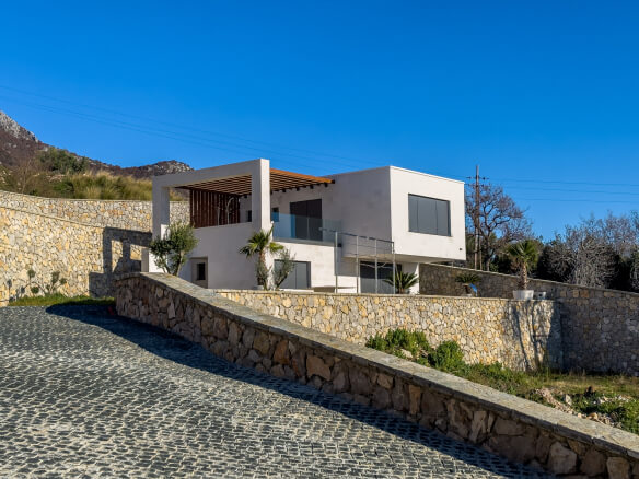 House for sale in Dobra Voda – DVHK3