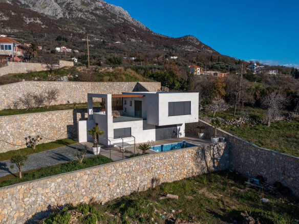 House for sale in Dobra Voda – DVHK3