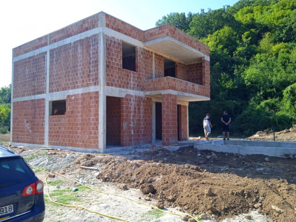 Kuća za prodaju u gotovini – BHK37