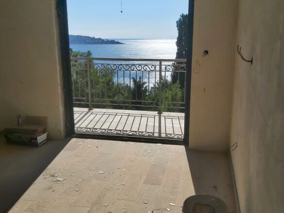 Kuća za prodaju u gotovini – BHK24