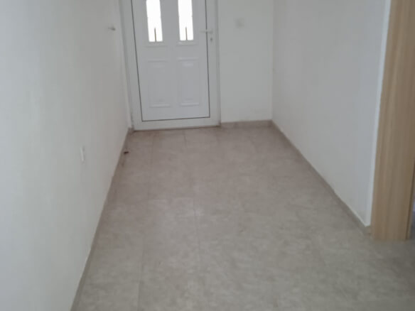 Unfurnished apartment for rent in Dobra Voda – MDV5