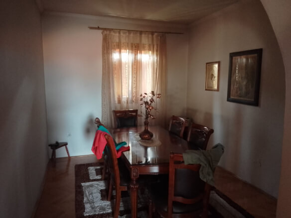 Kuća za prodaju u gotovini – BHK26