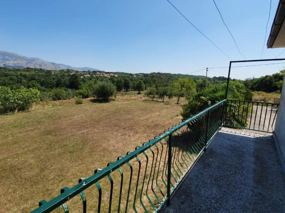 Kuća u Gorani za najam – MG1