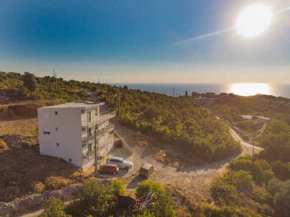 Dobra Voda – Kuća sa 6 apartmana (prodano)