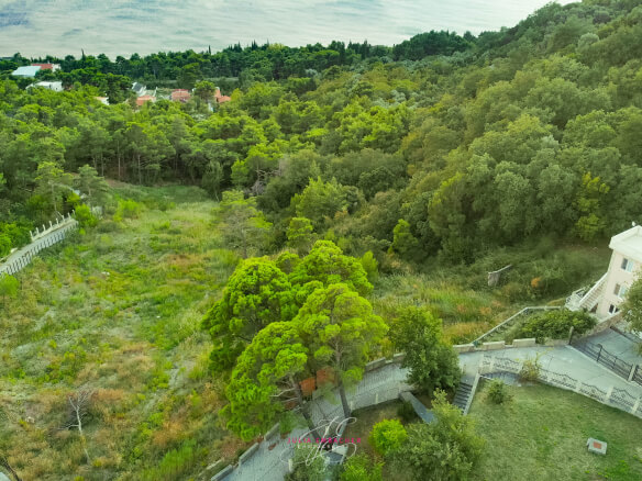 Grundstück Wald und Meer in Bar – SUS01