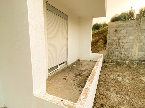 Ulcinj – velika kuća sa 3 stana