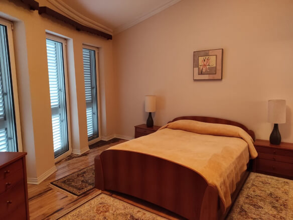 Haus zum Kauf in Dobra Voda – DVHK1