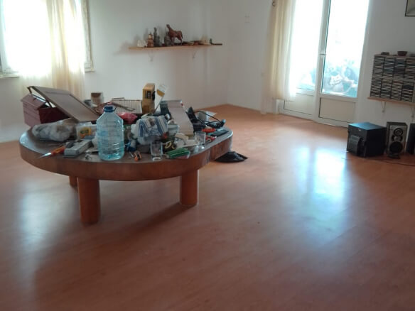 Izdaje se trosoban stan u Baru – MB29