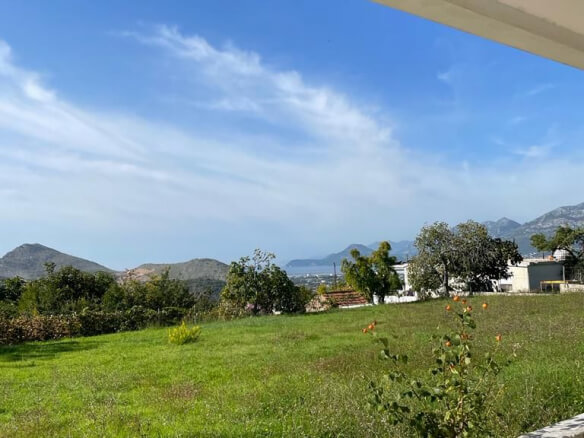 Kuća za najam u Dobroj Vodi – MDV3