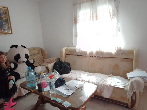 Izdaje se dvosoban stan u Baru – MB28