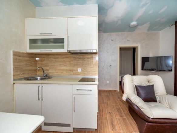 7 apartments for rent in Dobra Voda – MDV1