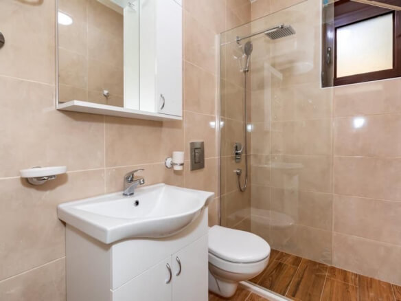 7 apartments for rent in Dobra Voda – MDV1
