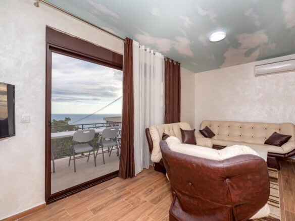 7 apartments for rent in Dobra Voda – MDV1