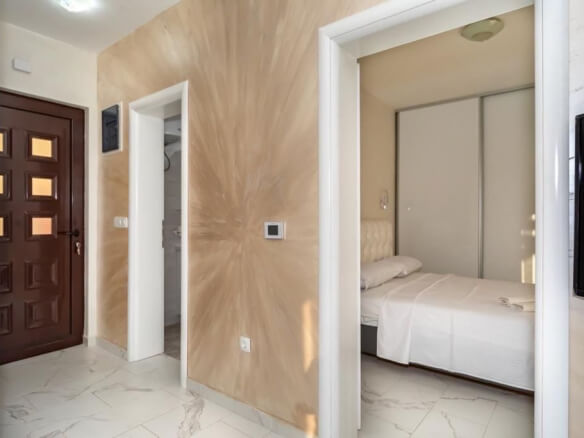 7 apartments for rent in Dobra Voda – MDV1