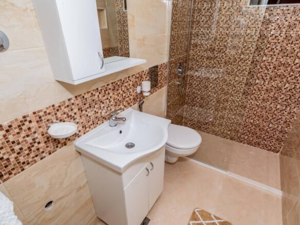 7 apartments for rent in Dobra Voda – MDV1
