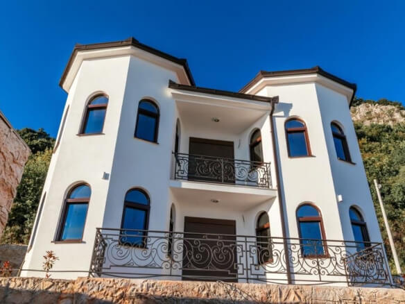 7 apartments for rent in Dobra Voda – MDV1