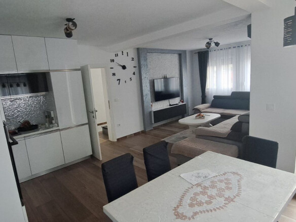 2 houses for sale in Dobra Voda – DVHK14