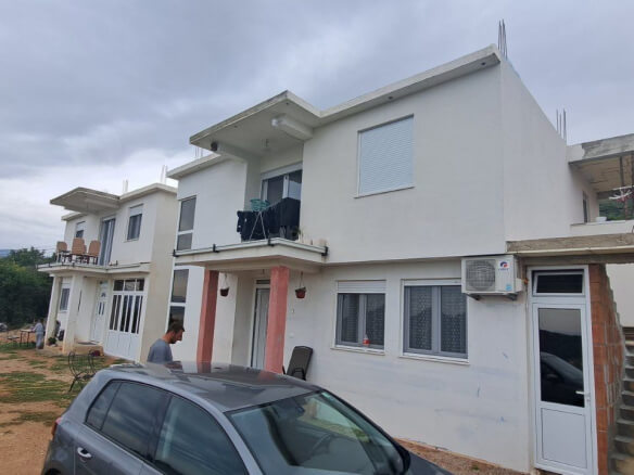 2 houses for sale in Dobra Voda – DVHK14