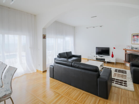 House for sale in Dobra Voda – DVHK13
