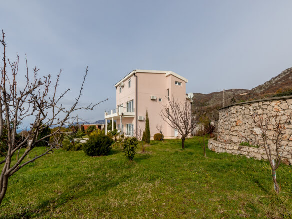 House for sale in Dobra Voda – DVHK13