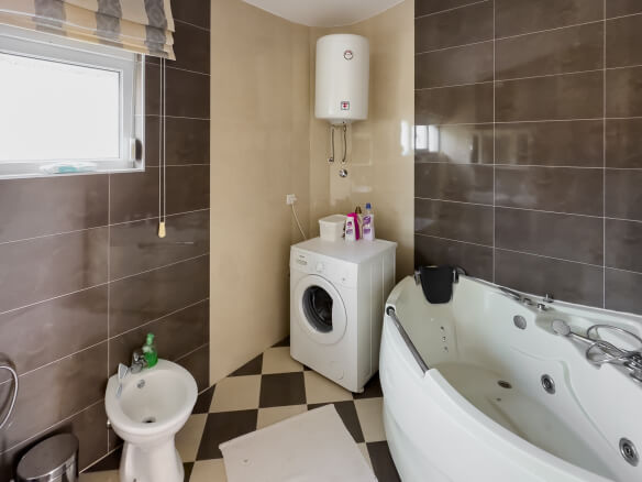 House for sale in Dobra Voda – DVHK13
