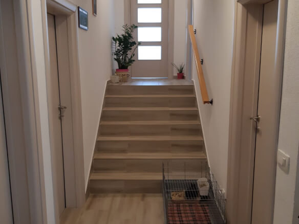 Haus in Radovići zum Kauf – RAHK1