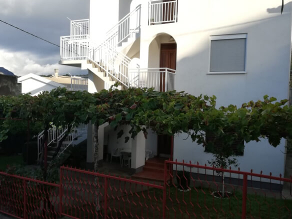 House for sale in Sutomore – SHK7