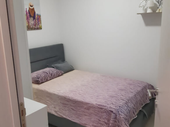 Haus in Radovići zum Kauf – RAHK1