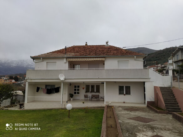 Kuća za prodaju u gotovini – BHK54