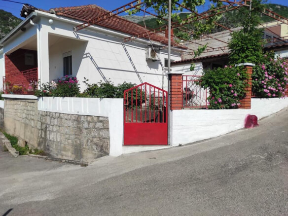 Дом для продажи в Баре – BHK58